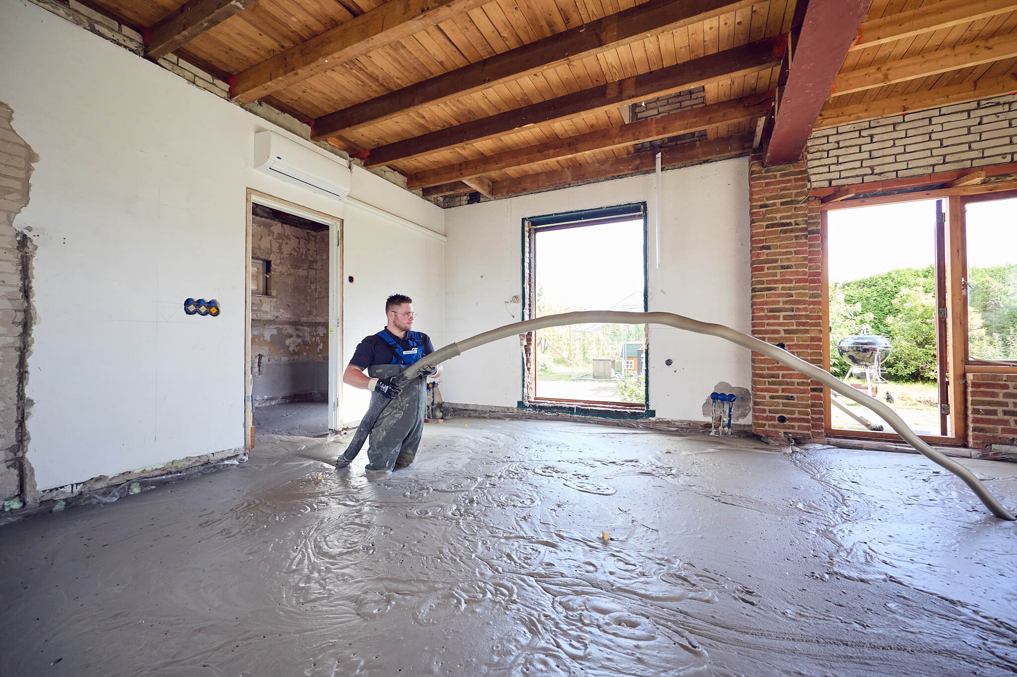 Vloerisolatie met schuimbeton van Faber Comfortvloer.